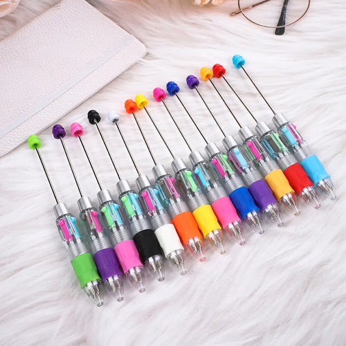 Cartoon four-color ballpoint pen student puzzle marking key points ballpoint pen