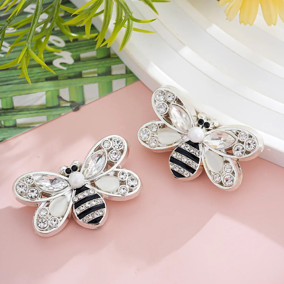 Silver Alloy Beads Alloy double-sided crystal drop oil bee straight hole beads