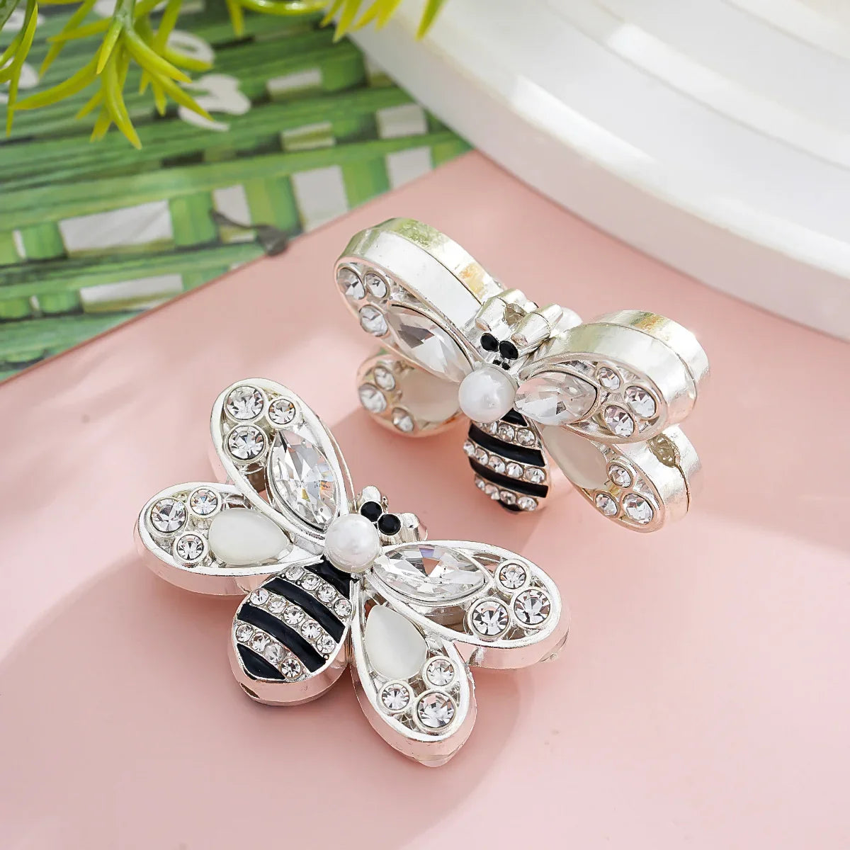 Silver Alloy Beads Alloy double-sided crystal drop oil bee straight hole beads