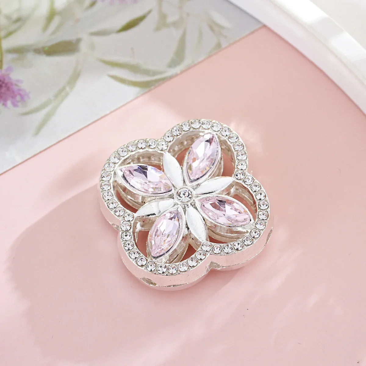 Double sided alloy crystal flowers