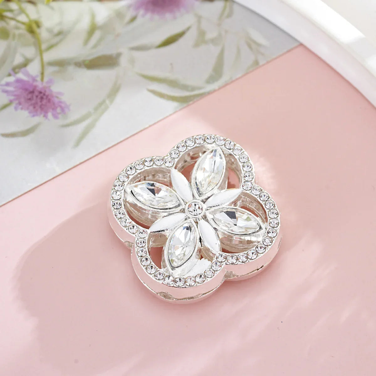 Double sided alloy crystal flowers