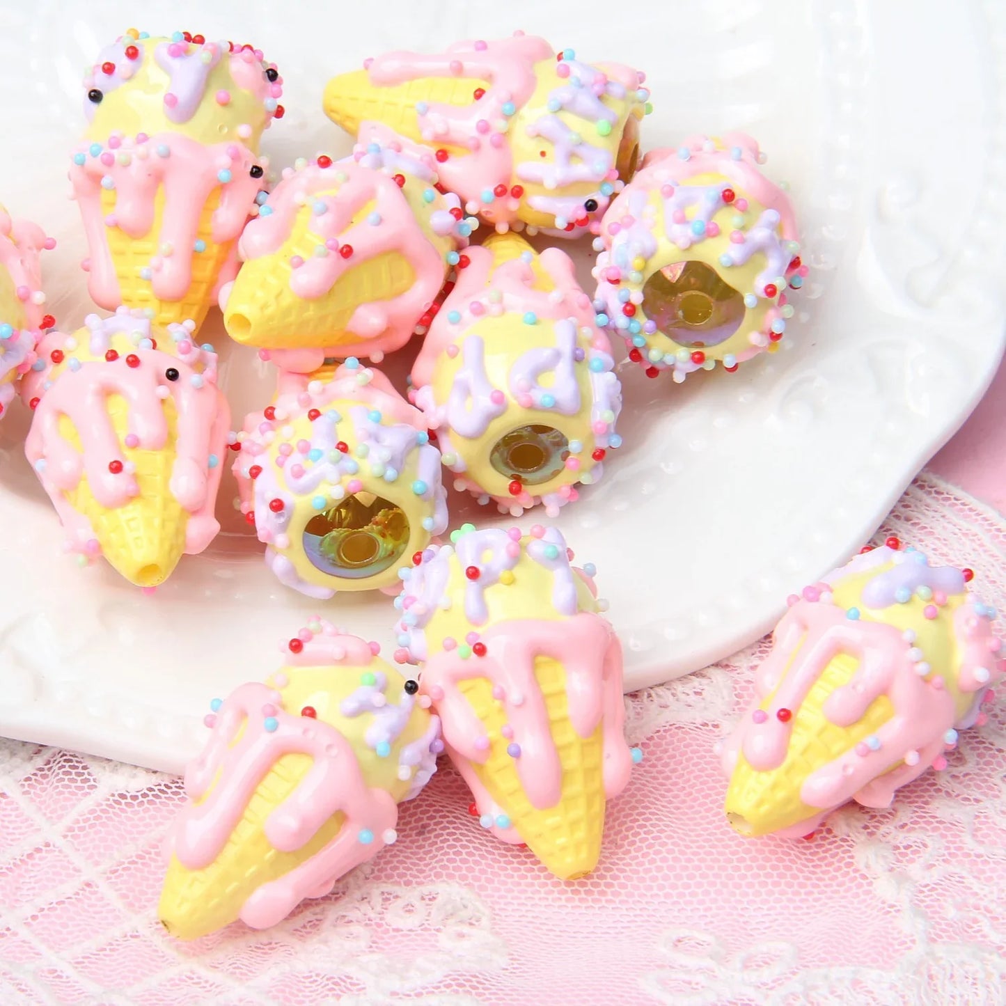 Heavy Oil Hand Painted Ice Cream Beaded Acrylic Hand Painted Beads