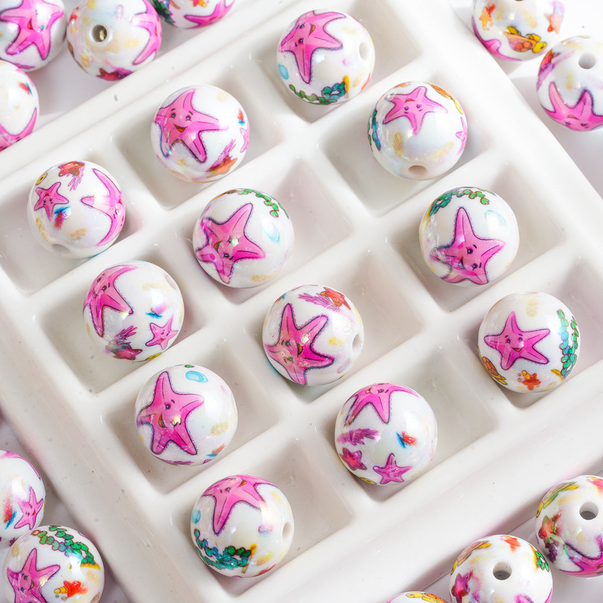 16MM White Acrylic Straight Hole Beads with Starfish Pattern