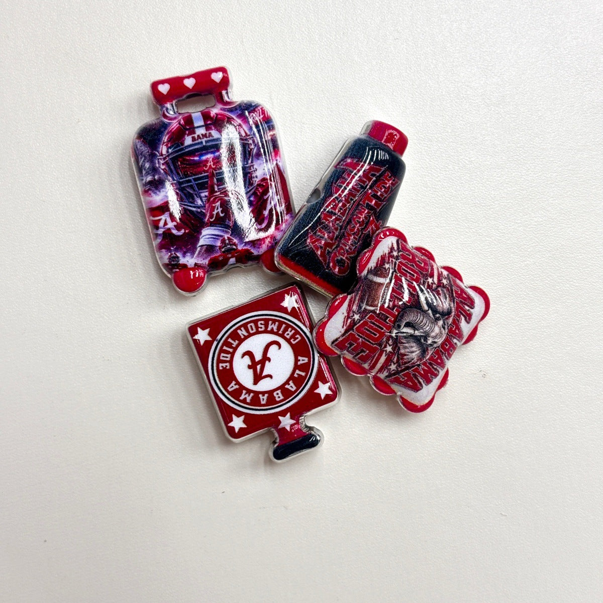 Alabama Crimson Tide Football Printed Acrylic Focal Beads Combo, Roll Tide Helmet Luggage Slide Beads & Pendants for Pens & Keyrings