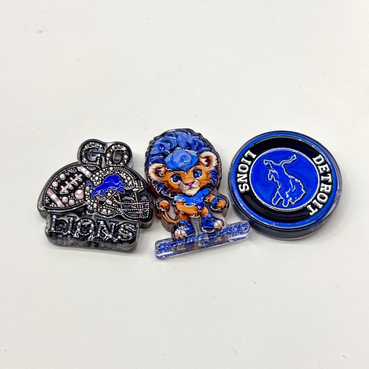 Honolulu Blue Football Game Day Acrylic Focal Beads, Roaring Lion Mascot & Helmet Beads for DIY Beadable Pens & Keychains