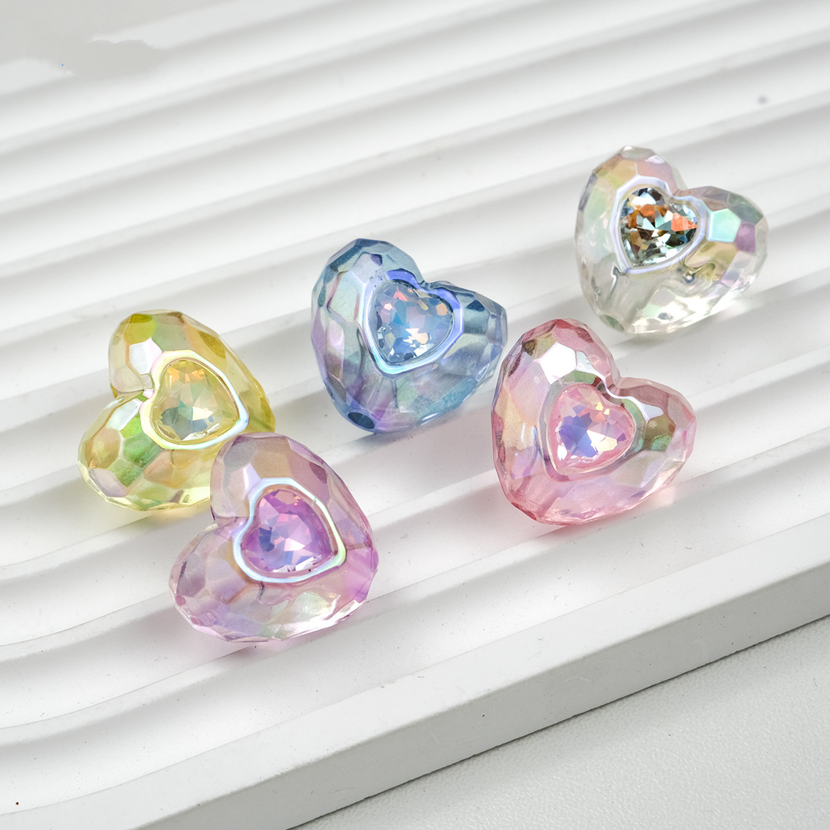 Colorful Heart-shaped Acrylic Straight Hole Beads Inlaid with Diamonds