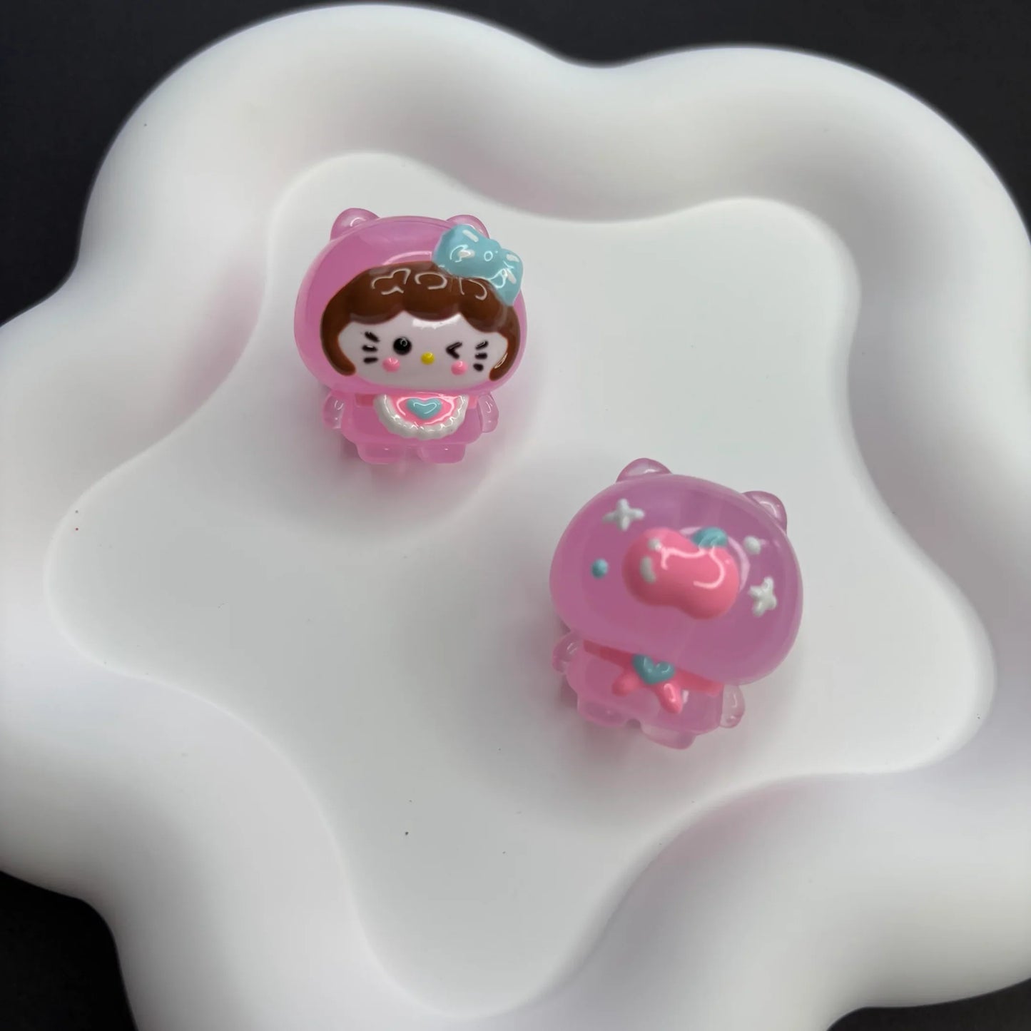 Cartoon Sanri Acrylic 3D Three-dimensional Glossy Hand-painted Beads
