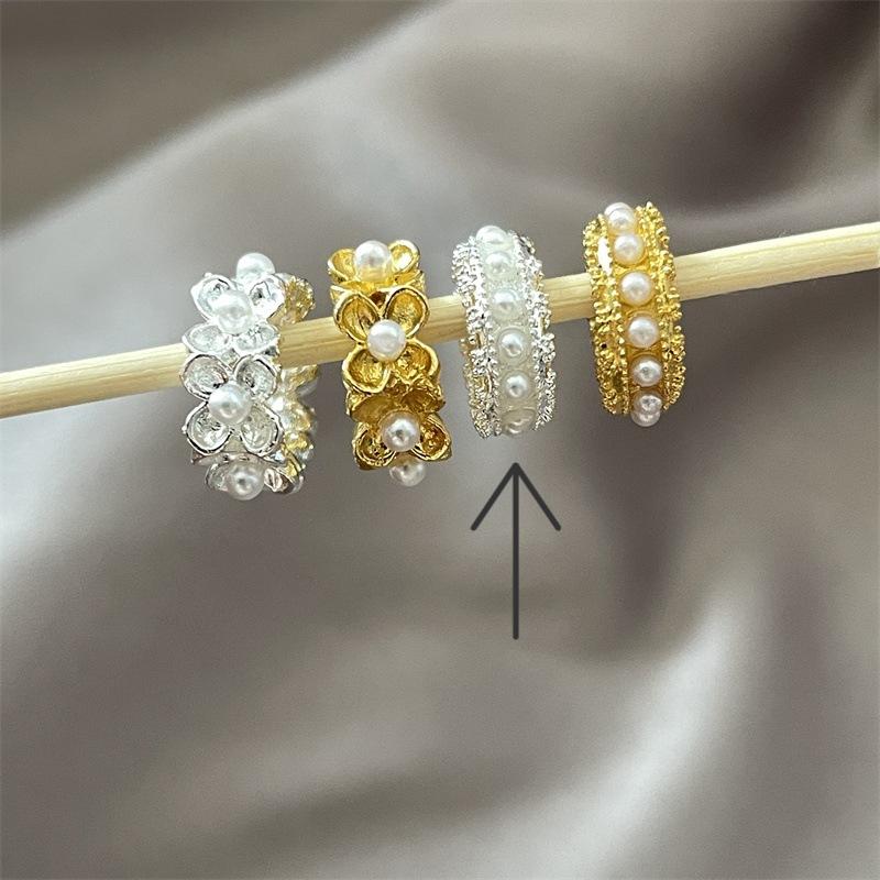 Alloy Inlaid Pearl Round Wreath Straight Hole Spacer Beads