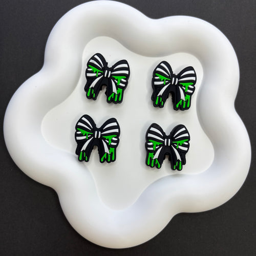 Green Blood-themed Butterfly Bow Halloween Silicone-focal-beads