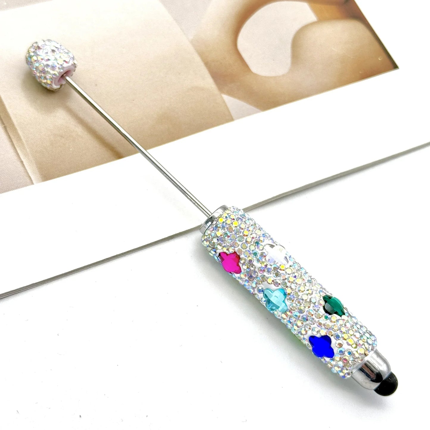 Touch screen diamond bead pen with four-leaf clover pattern