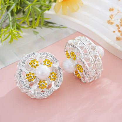 Silver Alloy Beads Alloy double-sided yellow diamond love