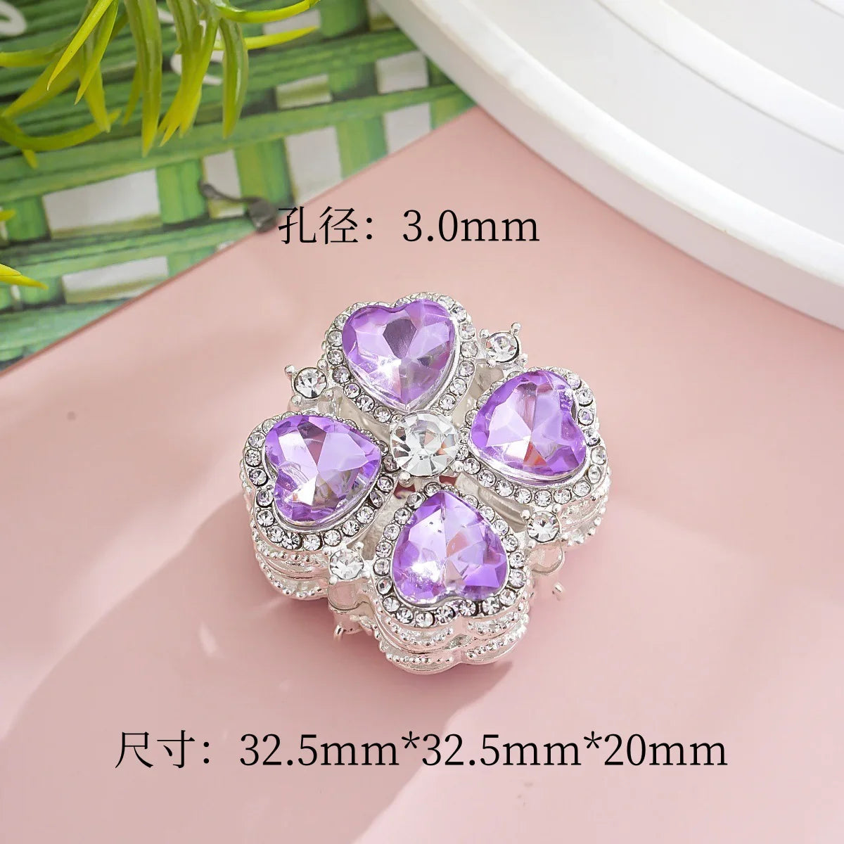Diamond color four-leaf clover straight hole beads