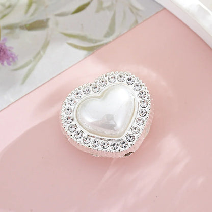 Double-sided shell-like pearl heart-shaped straight-hole beads