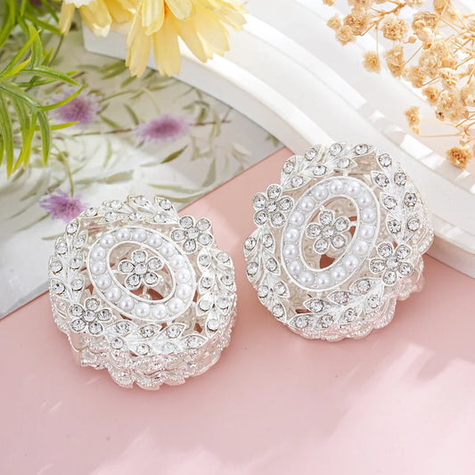 Diamond-encrusted Pearl Flower Porous Beads
