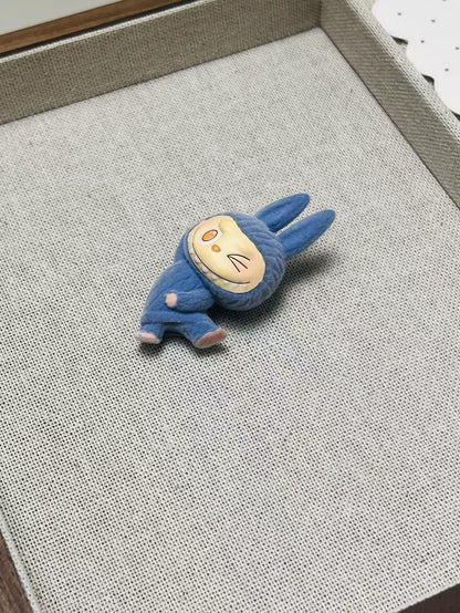 Labubu LABUBU Lazy Yoga Series (No Holes)