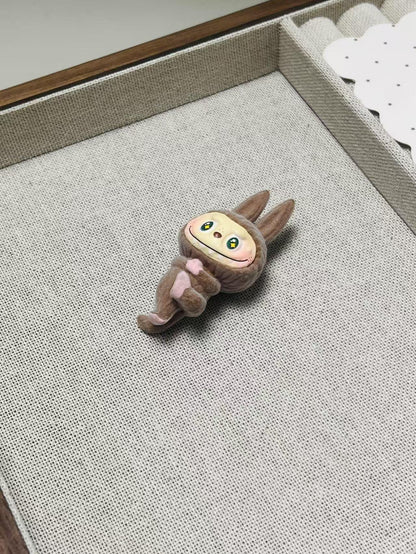 Labubu LABUBU Lazy Yoga Series (No Holes)