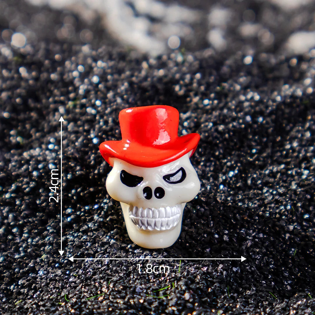 Cartoon Three-dimensional Halloween Ornaments Skull Resin (no Hole)