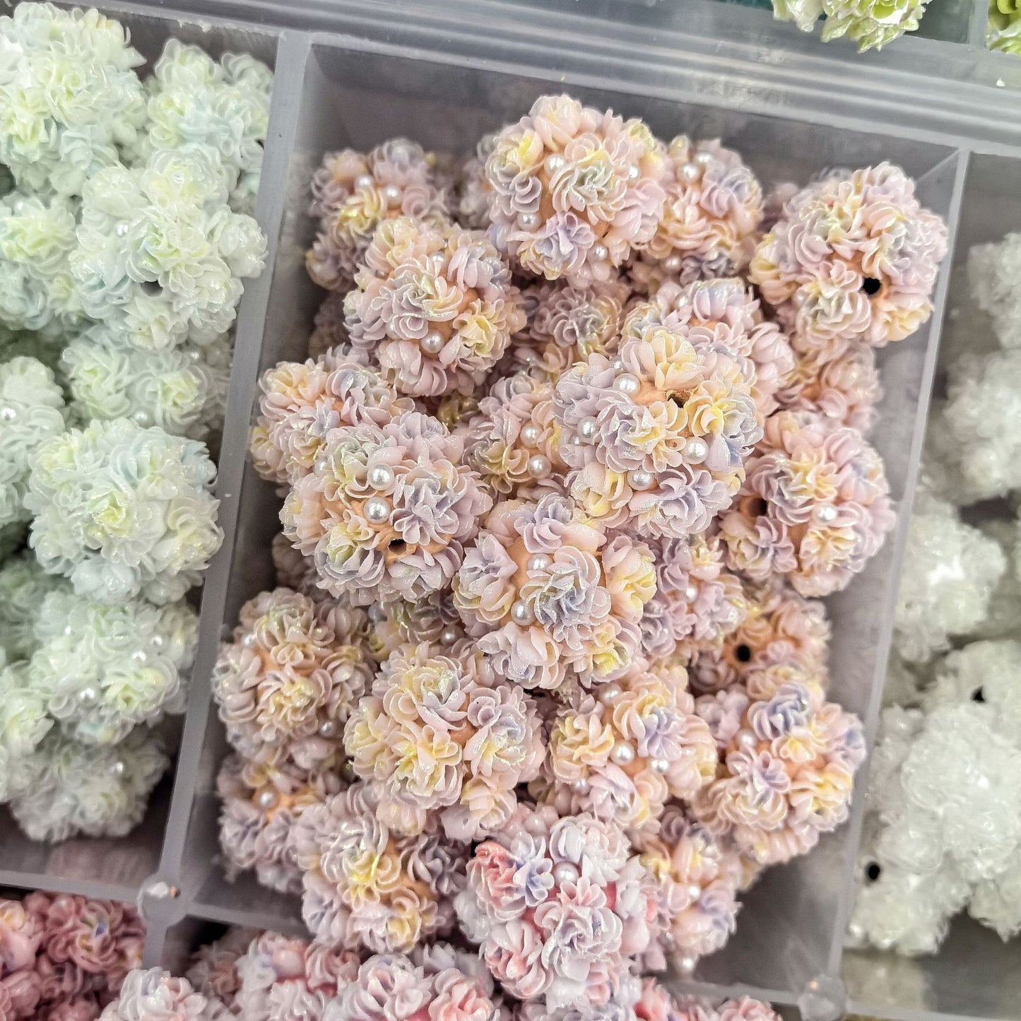 20mm Clay Hydrangea Rose Flower Pearl Flower Ball Straight Hole Beads - Beadable Cat