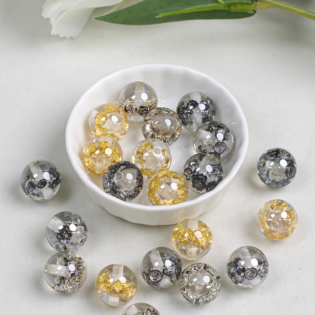 16mm Transparent Acrylic Straight Hole Beads Inlaid with Roses - Beadable Cat