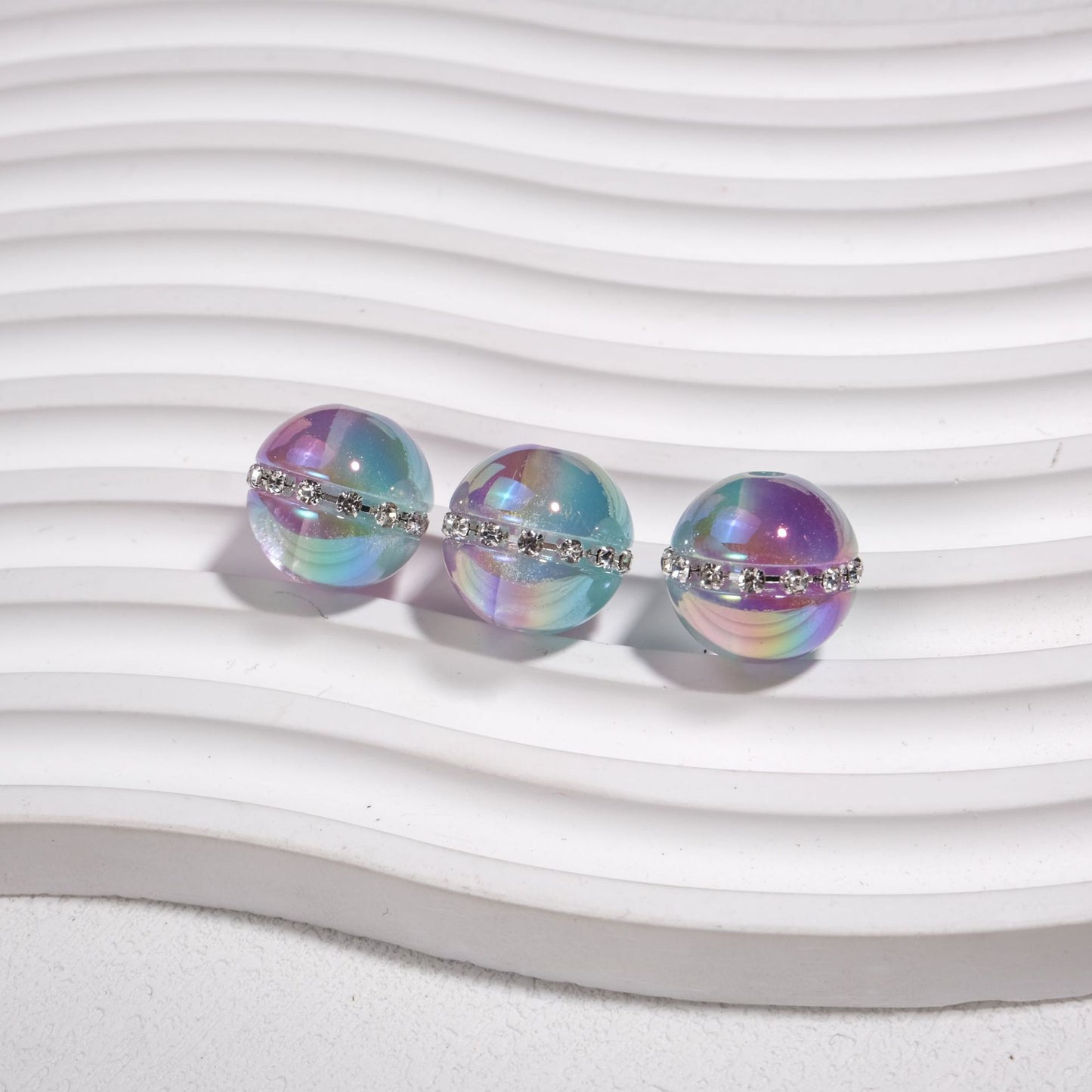 16mm UV Iridescent Glow-in-the-Dark Beads