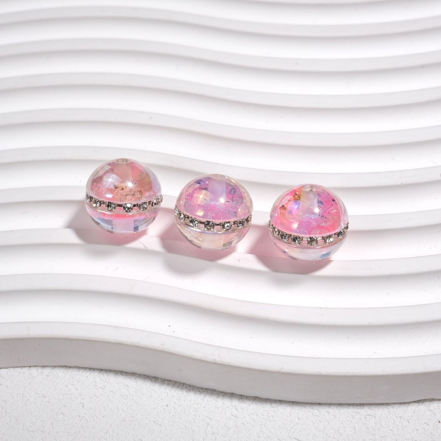 16mm UV Iridescent Glow-in-the-Dark Beads