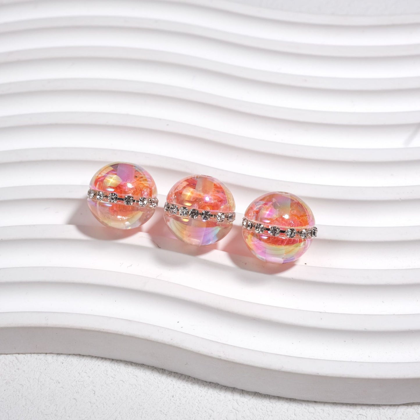 16mm UV Iridescent Glow-in-the-Dark Beads