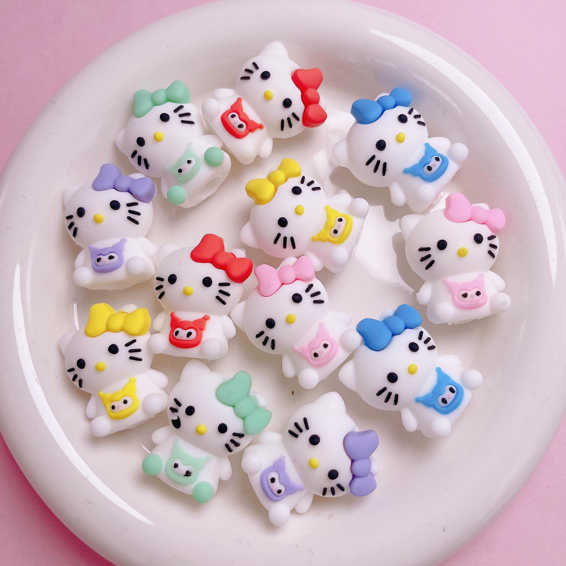Cartoon Cinnamon Dog Cat Three-Eyed Guy Silicone Pen Cap | Silicone Focal Bead for DIY Keychain & Pen Wrap
