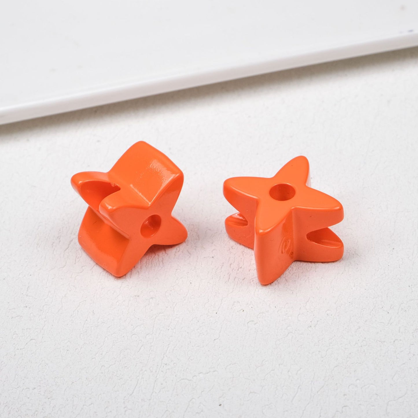 Retro 3D Starflower Beads - 25mm Large Hole Four-Pointed Star Focal | Acrylic Bead for DIY Bracelet Keychain Jewelry Making