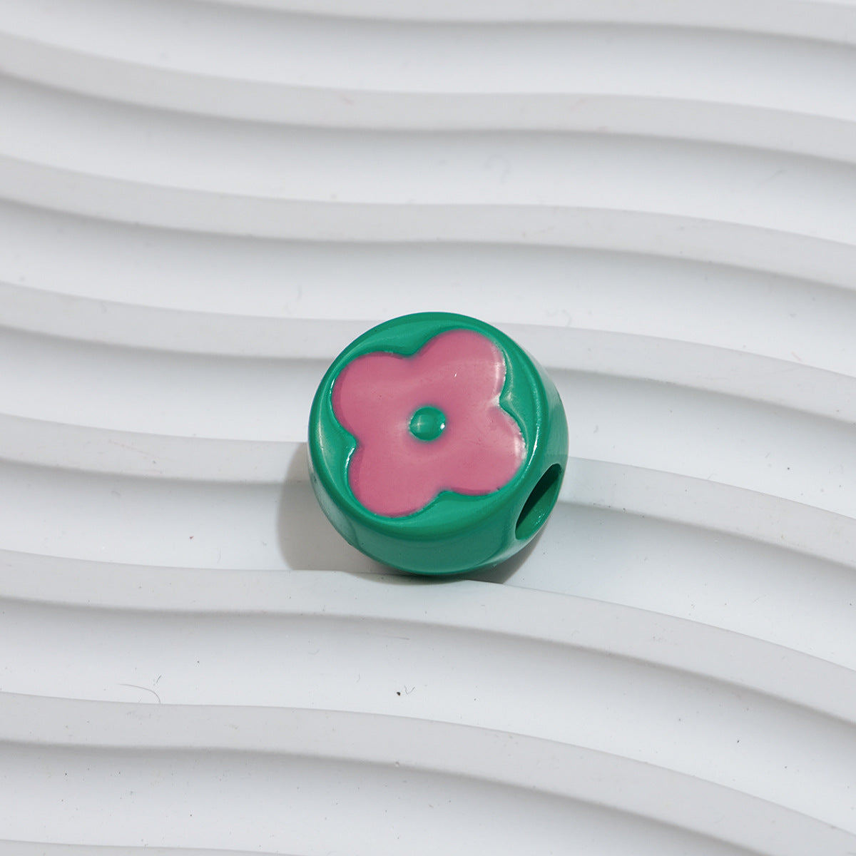 10pcs Vintage Flower Silicone Beads - 18mm Four-Leaf Clover Focal | Acrylic Bead for DIY Bracelet Keychain Jewelry Making