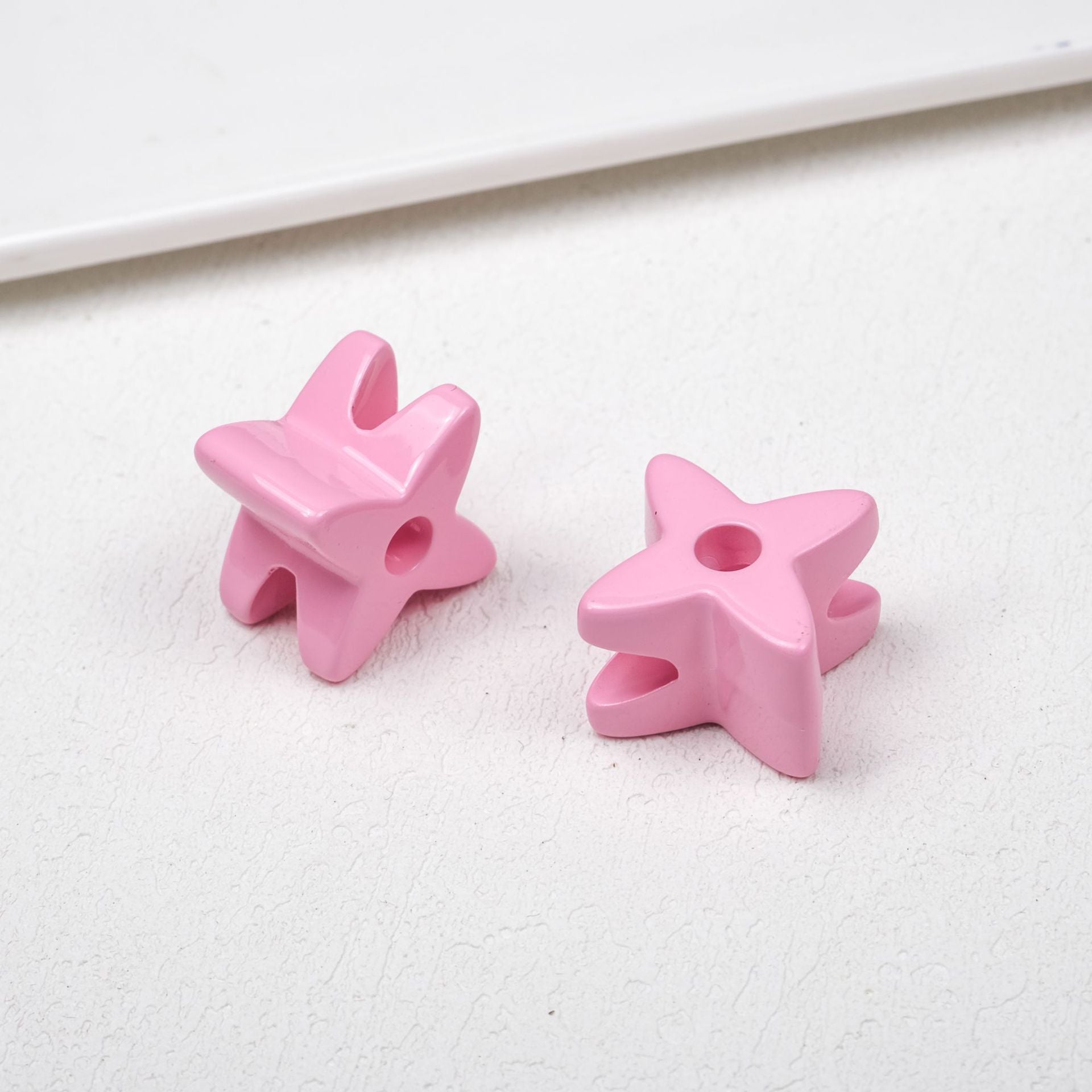 Retro 3D Starflower Beads - 25mm Large Hole Four-Pointed Star Focal | Acrylic Bead for DIY Bracelet Keychain Jewelry Making