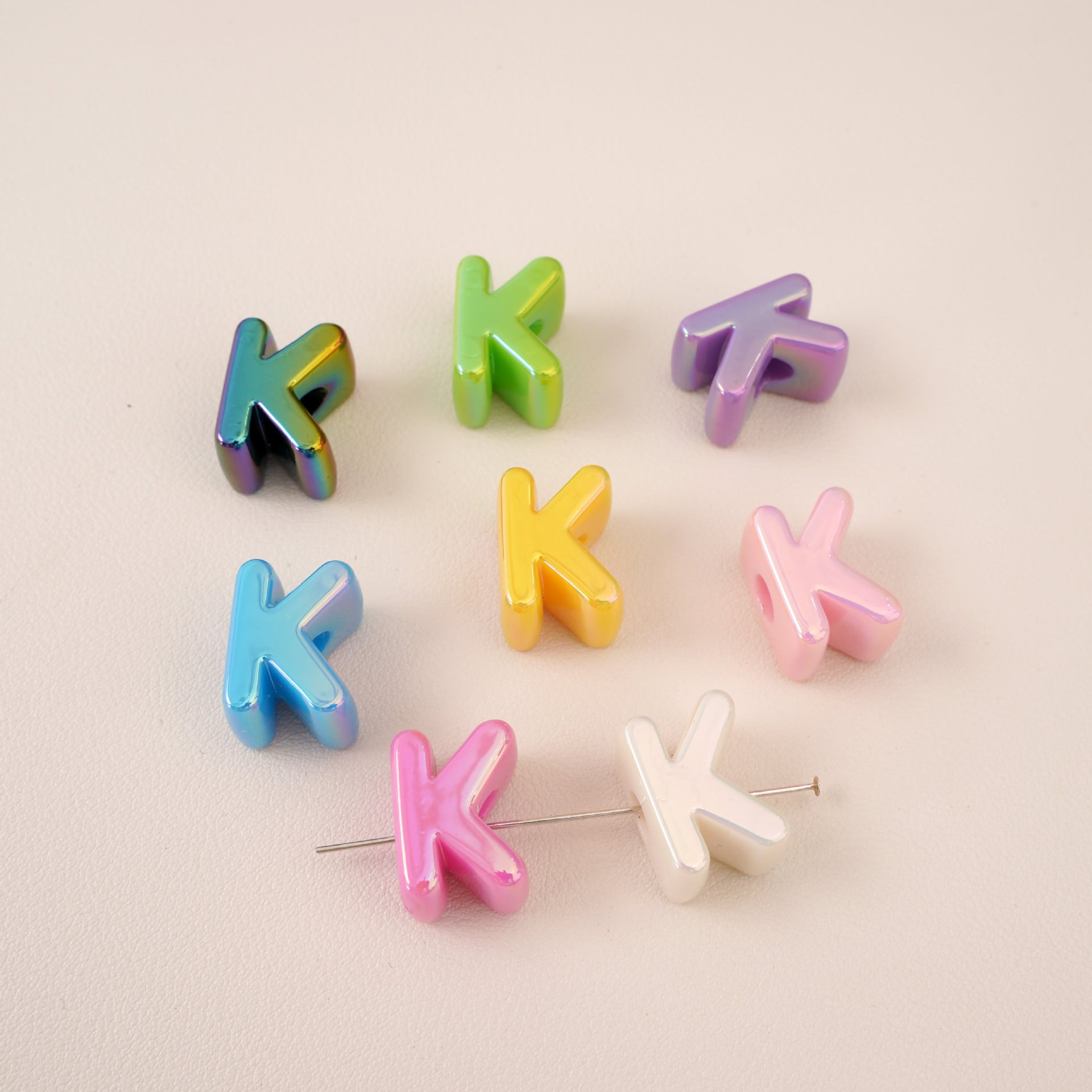 Acrylic Iridescent Alphabet Beads with Large Holes - Chunky 3D | Acrylic Bead for DIY Bracelet Keychain Jewelry Making
