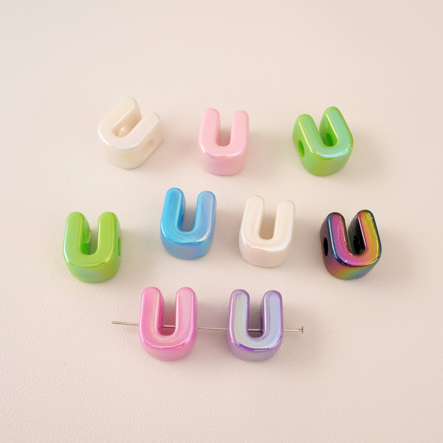 Acrylic Iridescent Alphabet Beads with Large Holes - Chunky 3D | Acrylic Bead for DIY Bracelet Keychain Jewelry Making