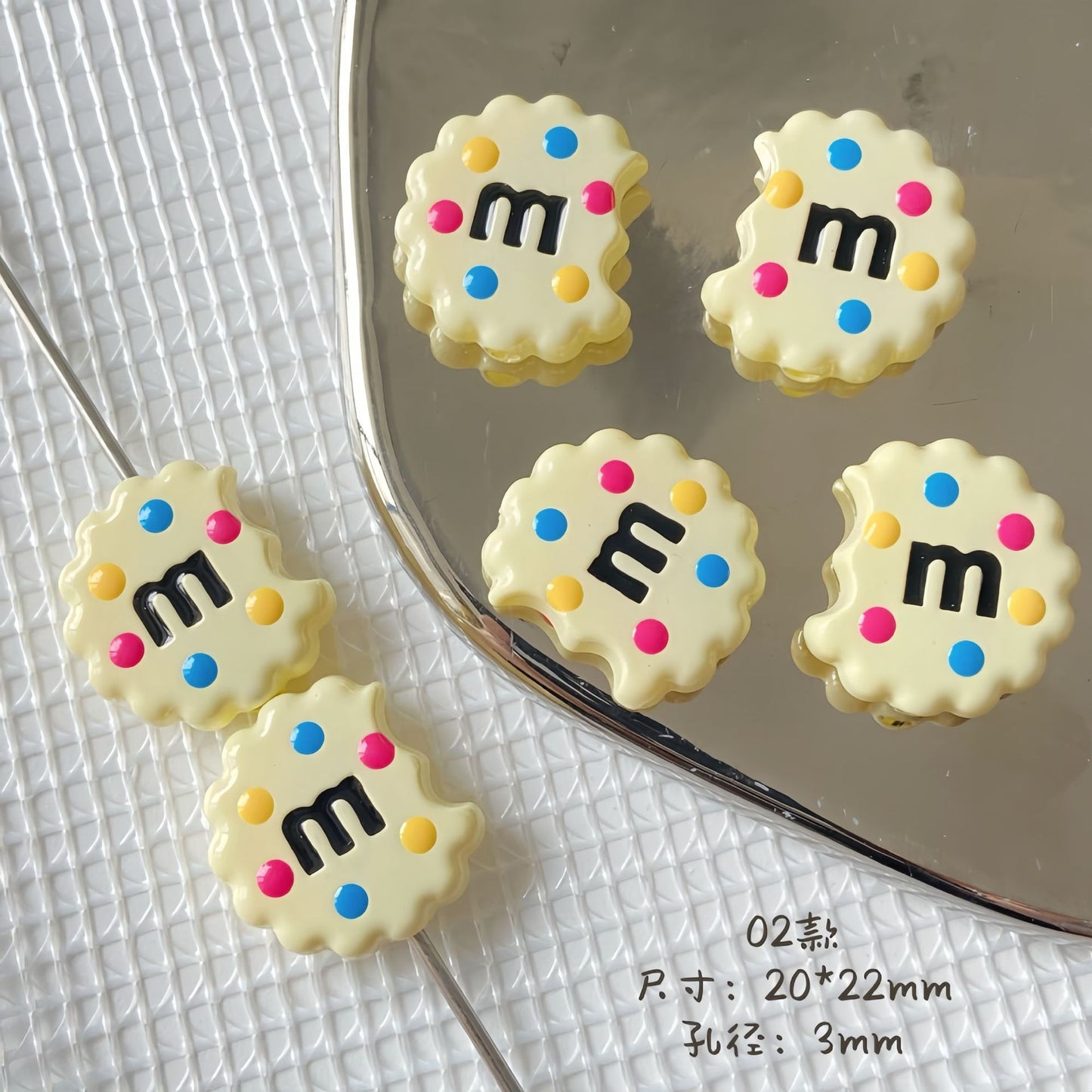 20x22mm Bitten Chocolate Chip Cookie Resin Focal Beads, 3mm Large | Acrylic Bead for DIY Bracelet Keychain Jewelry Making