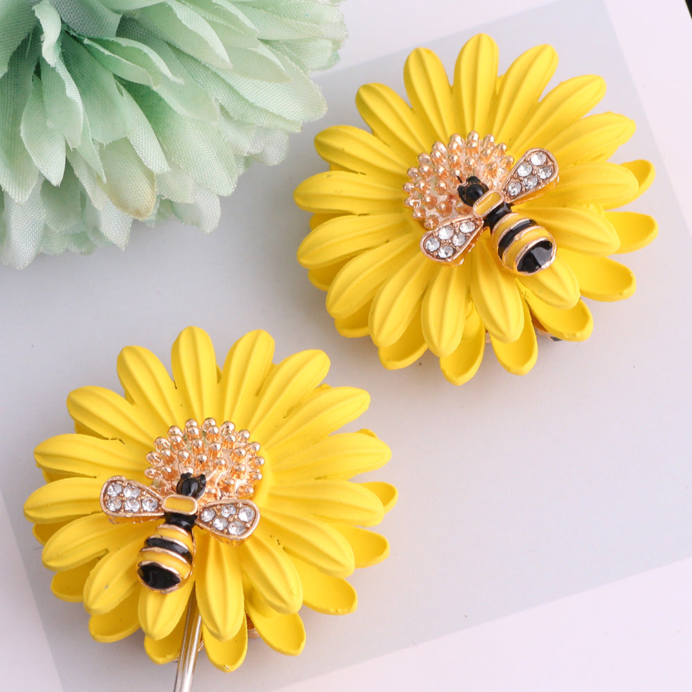 3.7cm 3D Matte Daisy Flower Metal Focal Beads, Luxury Rhinestone | Metal Rhinestone Bead for DIY Jewelry & Bracelet Craft