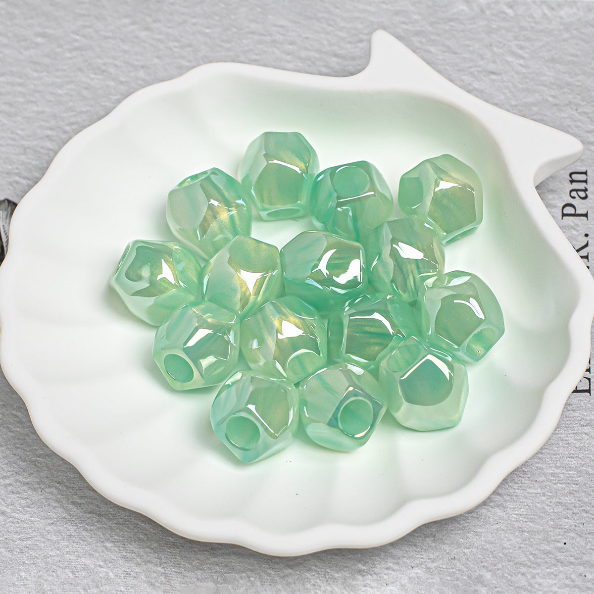 14mm Faceted Aurora Geometric Beads with 5mm Large Hole, Iridescent Acrylic Spacer Beads for Beadable Pens & DIY Jewelry Making