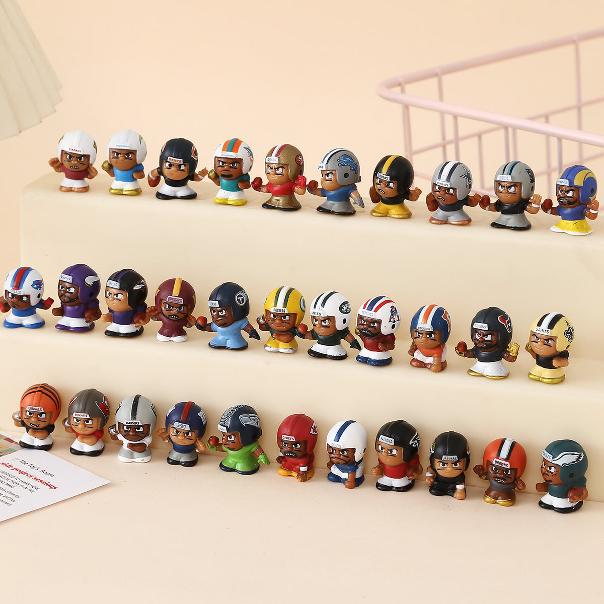 Mini American Football Player Figures Charms, 3D Resin Helmet Athletes Focal Beads & Pen Toppers for DIY Beaded Pens, Keychains, Shoe Charms, Game Day Sports Fan Gifts