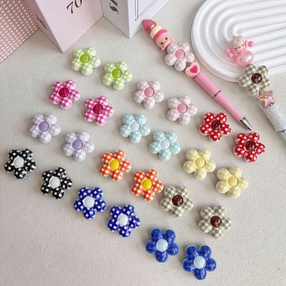 32mm Plaid Flower Focal Beads, 5.4mm Large Hole Gingham Daisy Acrylic Beads for DIY Beadable Pens, Cutlery & Keychains