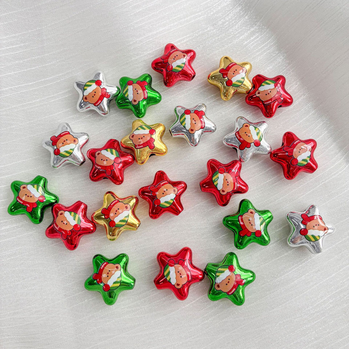 20mm Metallic Christmas Star Beads with Cute Bear Print, 3.8mm Large Hole Acrylic Loose Spacer Beads for DIY Beadable Pens, Keychains & Holiday Crafts