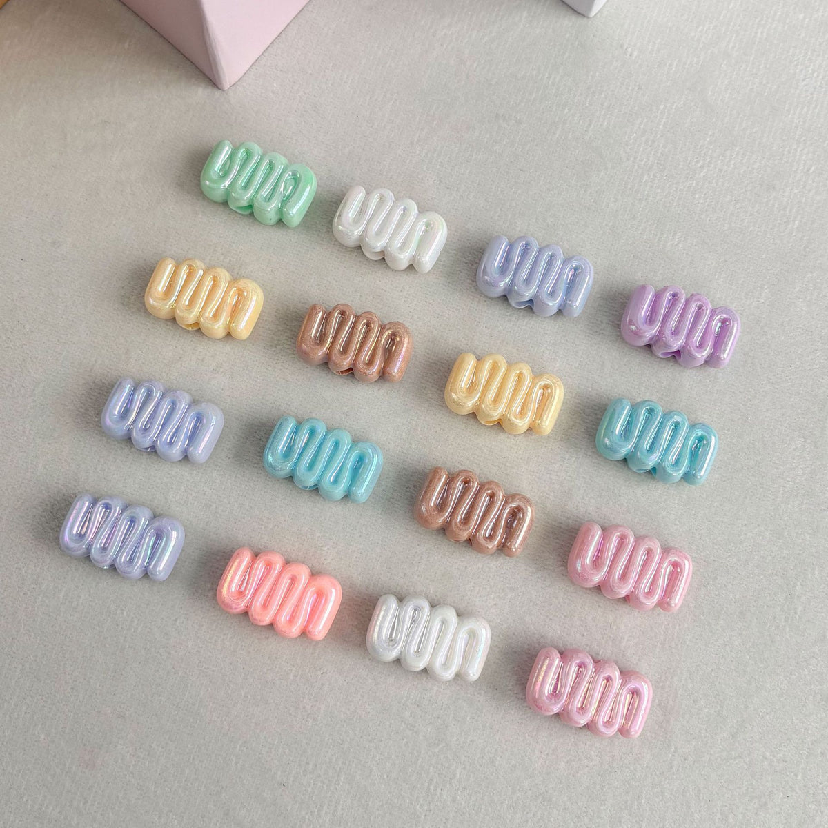 12x19mm Pastel AB Color Wavy Cheese Beads, 3.6mm Large Hole Iridescent Squiggle Acrylic Spacer Beads for DIY Beadable Pens & Keychains
