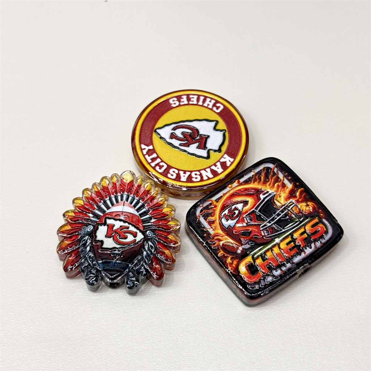 Kansas City Chiefs Football Printed Acrylic Focal Beads Set, Chiefs Kingdom Arrowhead & KC Wolf Slide Beads for Beadable Pens & Keyrings