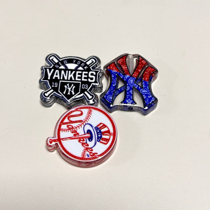 Navy & White Baseball Acrylic Focal Beads, Game Day Interlocking NY Letter & Hat Slide Beads for DIY Beadable Pens, Keychains & Fan Crafts