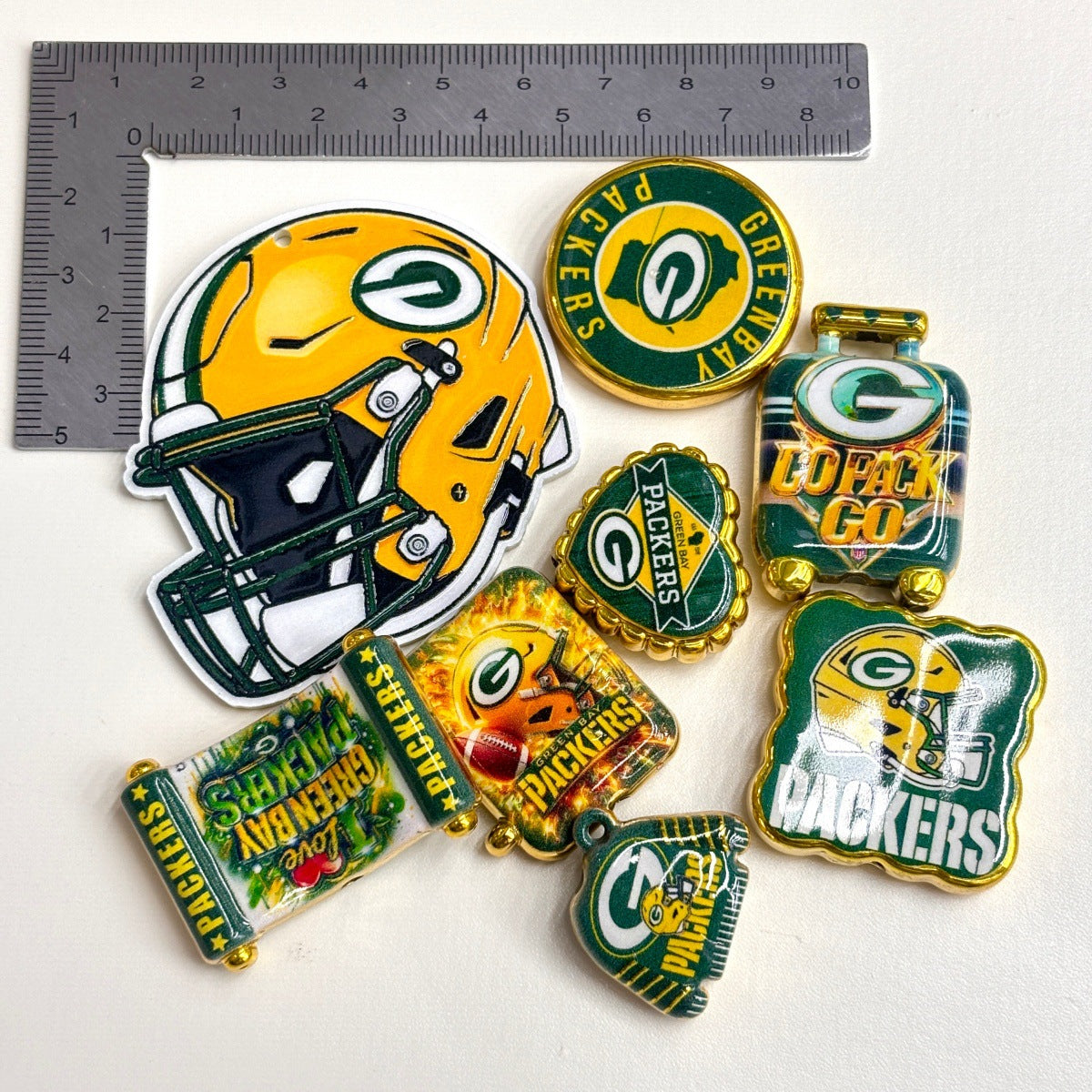 Green & Gold Football Acrylic Focal Beads & Charms Set, Game Day Helmet Luggage Slide Beads & Pendants for DIY Beadable Pens, Keychains & Fan Crafts
