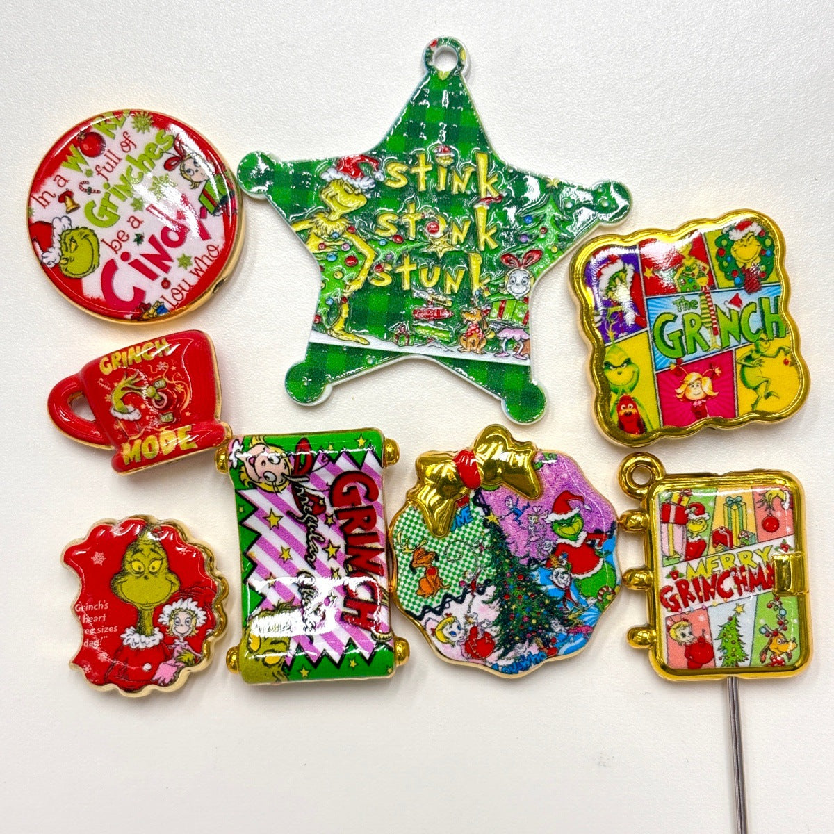 Green Holiday Monster Acrylic Focal Beads & Charms, Gold Trim Christmas Cartoon Beads for Beadable Pens, Keychains & DIY Gifts