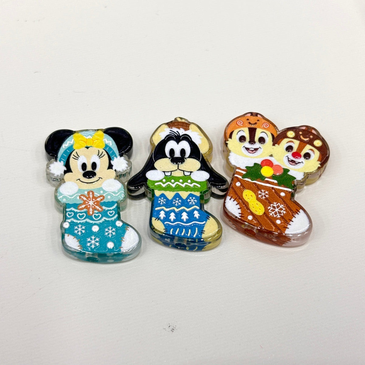 Christmas Stocking Cartoon Friends Acrylic Focal Beads, Holiday Snowman & Gingerbread Socks Beads for Beadable Pens & Keychains