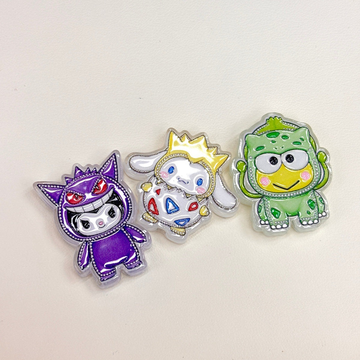 Kawaii Mascot Onesie Cosplay Acrylic Focal Beads, Cute Anime Creature Pajama Beads for DIY Beadable Pens & Keychains
