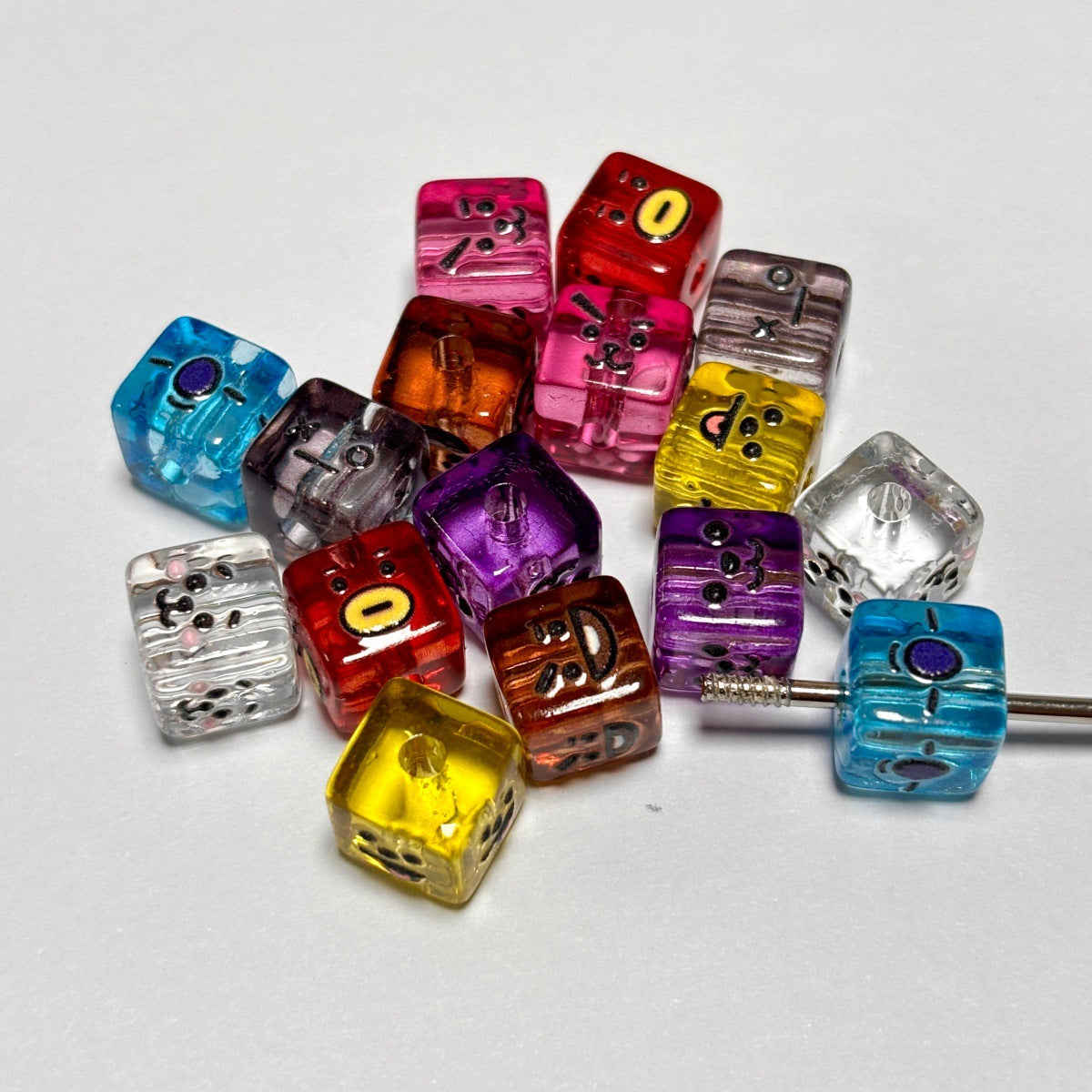 Translucent Jelly Dice Acrylic Focal Beads, 3D Crystal Emoji Cube Beads for DIY Beadable Pens & Keychains