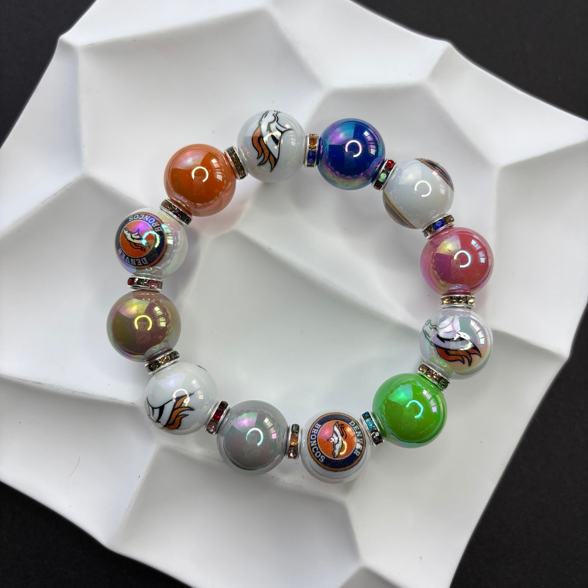 NFL Team Beaded Bracelet – Silicone & Acrylic Beads Fan Jewelry | DIY Sports Fan Bracelet & Keychain Craft Bead