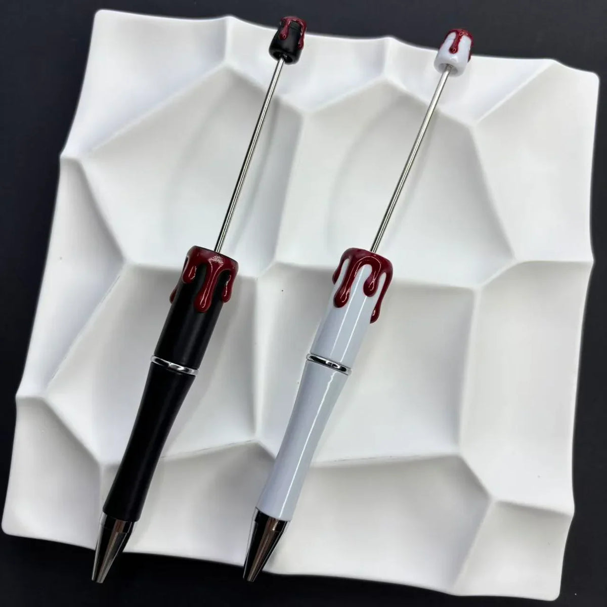 Handmade Halloween bloody pens, red blood and green blood | DIY Beadable Pen Craft Gift Idea