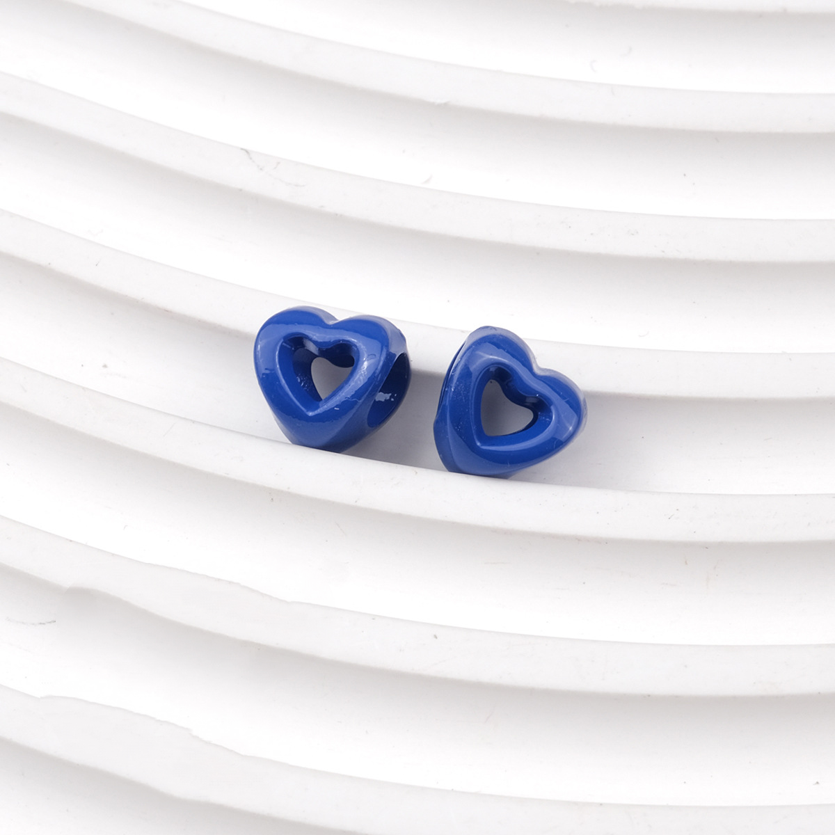 Hollow Heart Large Hole Acrylic Beads - 9mm Lacquered Heart Charms | Acrylic Bead for DIY Bracelet Keychain Jewelry Making