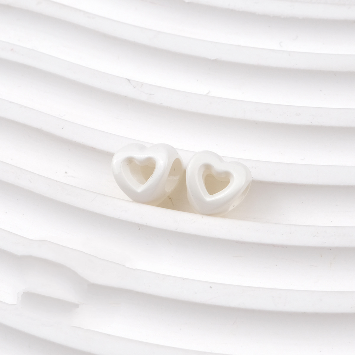 Hollow Heart Large Hole Acrylic Beads - 9mm Lacquered Heart Charms | Acrylic Bead for DIY Bracelet Keychain Jewelry Making